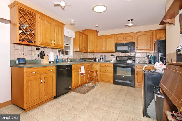34 SCENIC DR, Myerstown, PA 17067