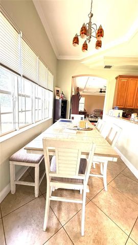 633 SW Jada Rd, Port St. Lucie, FL 34953