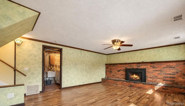2877 Burgess Hill Drive, Waterford Charter Township, MI 48329