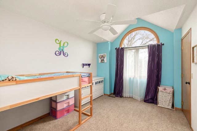 8023 Sutton Drive, Urbandale, IA 50322