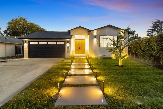 1054 Steinway Avenue, Campbell, CA 95008