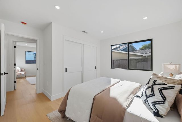1054 Steinway Avenue, Campbell, CA 95008