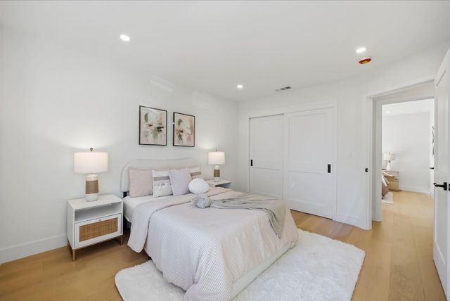 1054 Steinway Avenue, Campbell, CA 95008
