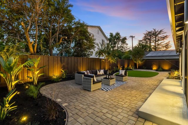 1054 Steinway Avenue, Campbell, CA 95008