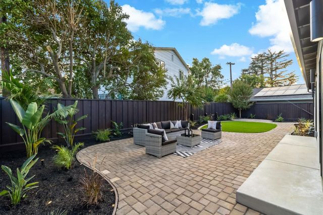 1054 Steinway Avenue, Campbell, CA 95008