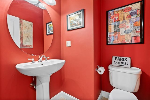 894 Liberty Street 6, Braintree, MA 02184