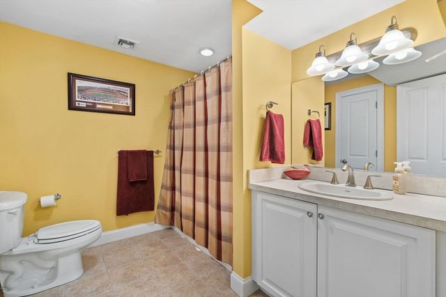 894 Liberty Street 6, Braintree, MA 02184