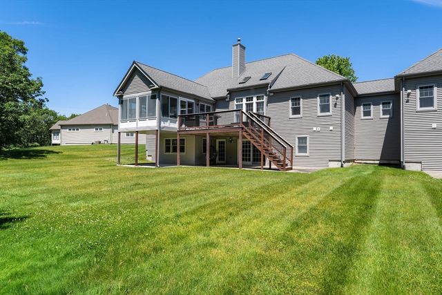 894 Liberty Street 6, Braintree, MA 02184