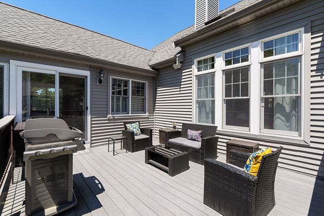 894 Liberty Street 6, Braintree, MA 02184