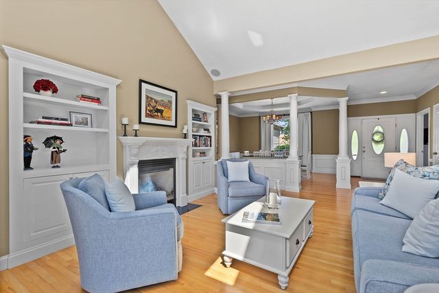 894 Liberty Street 6, Braintree, MA 02184