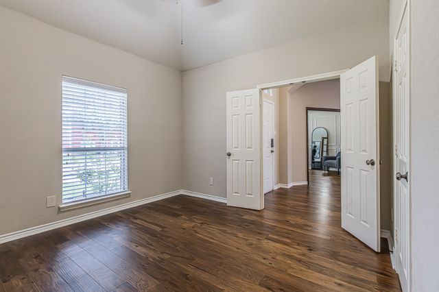 1426 Ranch Hill Drive, Irving, TX 75063