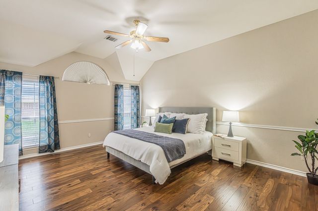 1426 Ranch Hill Drive, Irving, TX 75063