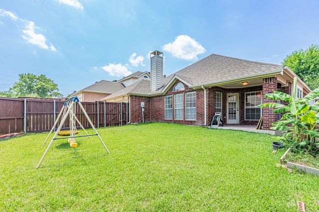1426 Ranch Hill Drive, Irving, TX 75063