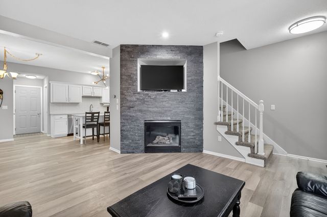 2184 NW 159th Street, Clive, IA 50325