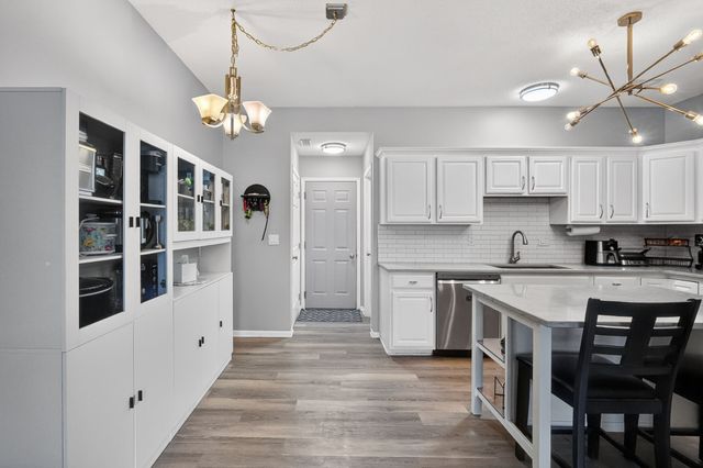 2184 NW 159th Street, Clive, IA 50325