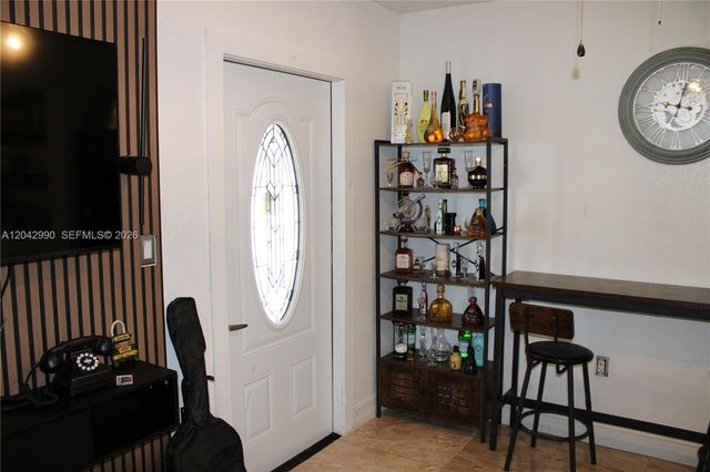 11512 NW 58th Ave, Hialeah, FL 33012