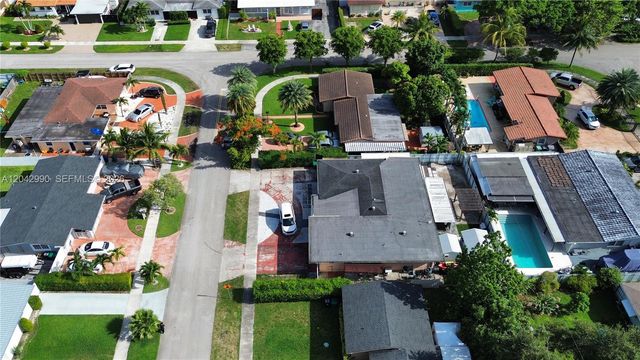 11512 NW 58th Ave, Hialeah, FL 33012