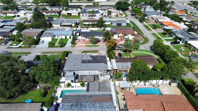 11512 NW 58th Ave, Hialeah, FL 33012