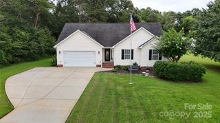 3083 Grassy Meadows Court, Lincolnton, NC 28092