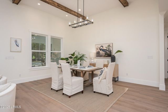 13 Woods Lane, Beaufort, SC 29907