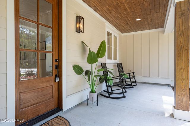 13 Woods Lane, Beaufort, SC 29907