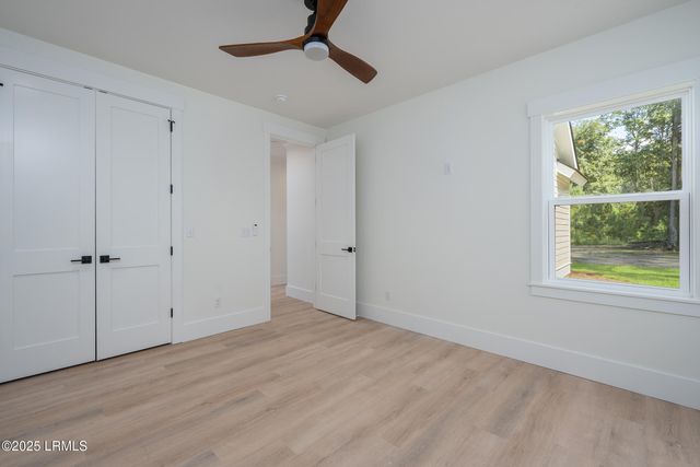 13 Woods Lane, Beaufort, SC 29907