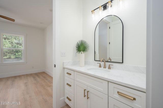 13 Woods Lane, Beaufort, SC 29907