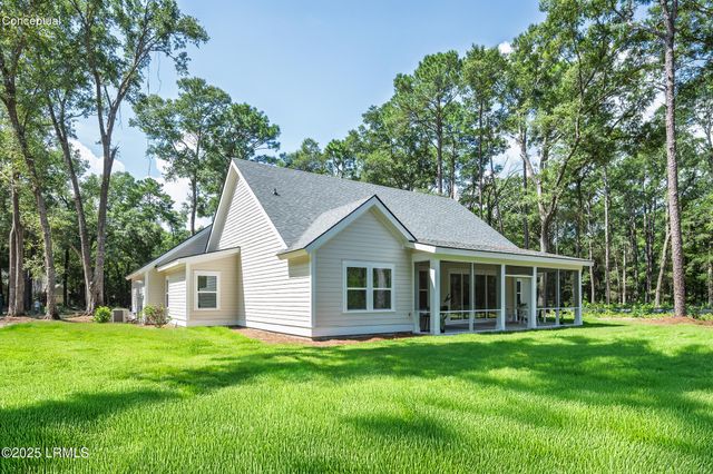 13 Woods Lane, Beaufort, SC 29907