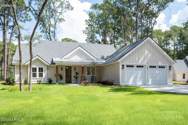 13 Woods Lane, Beaufort, SC 29907