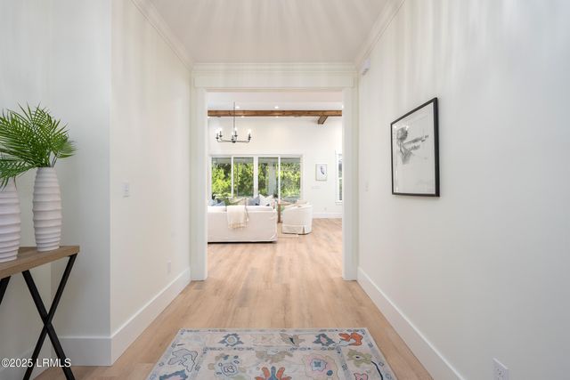 13 Woods Lane, Beaufort, SC 29907