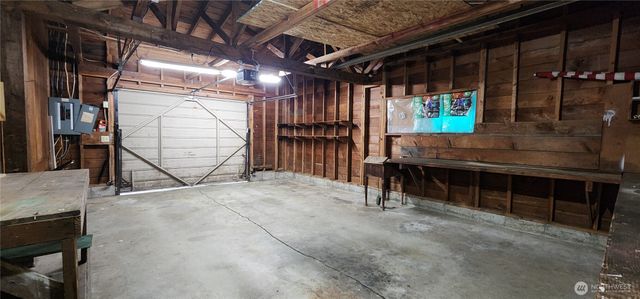 1216 Kaiser Road SW, Olympia, WA 98512