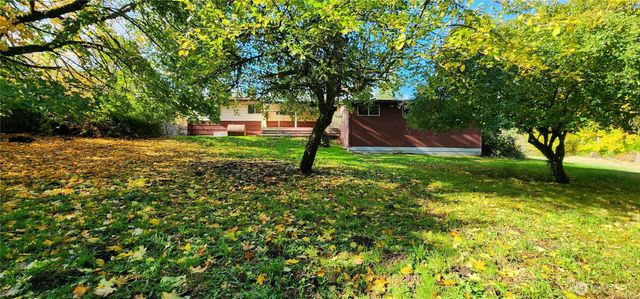 1216 Kaiser Road SW, Olympia, WA 98512