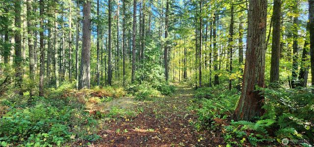 1216 Kaiser Road SW, Olympia, WA 98512