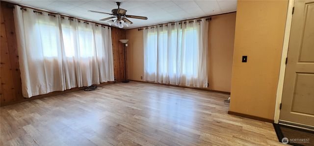 1216 Kaiser Road SW, Olympia, WA 98512