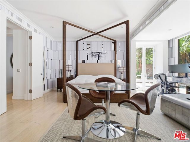 9419 Sunset Boulevard, Beverly Hills, CA 90210