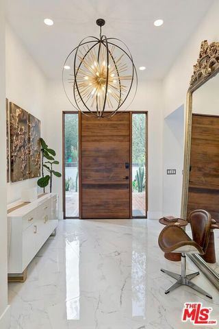 9419 Sunset Boulevard, Beverly Hills, CA 90210