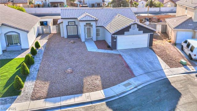 4043 Beauty Secret Drive, North Las Vegas, NV 89032
