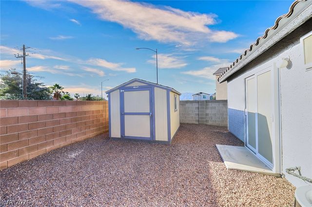 4043 Beauty Secret Drive, North Las Vegas, NV 89032