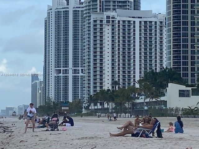 19201 E Collins Ave 442, Sunny Isles Beach, FL 33160