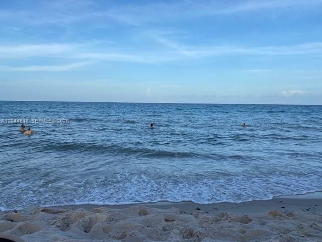 19201 E Collins Ave 442, Sunny Isles Beach, FL 33160