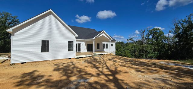 12 VALLEY MANOR DR, Staunton, VA 24401