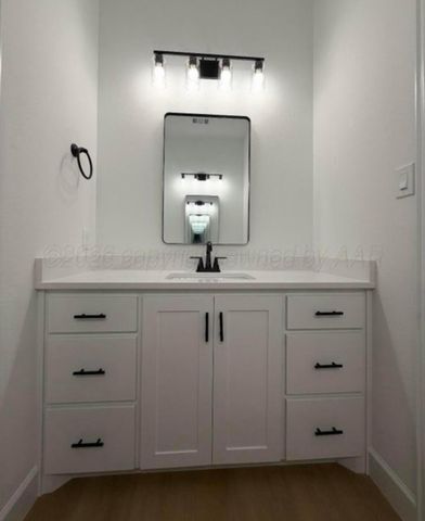 108 BULLRUSH Drive, Canyon, TX 79015