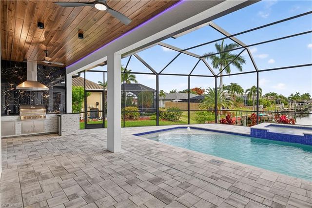 2201 Beach PKWY W, Cape Coral, FL 33914