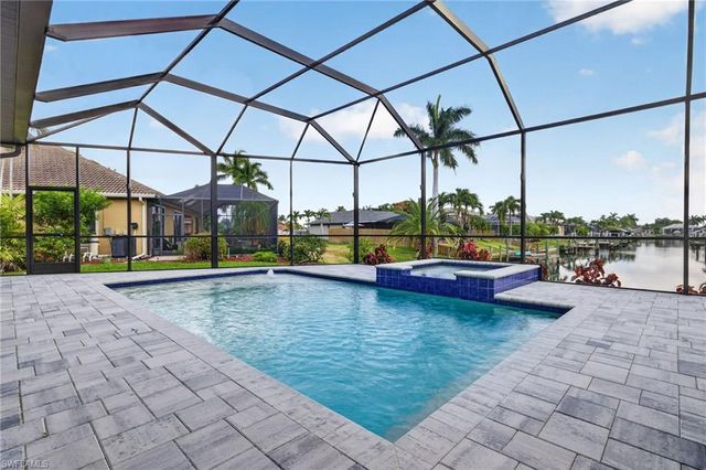2201 Beach PKWY W, Cape Coral, FL 33914