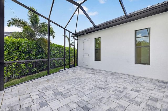 2201 Beach PKWY W, Cape Coral, FL 33914