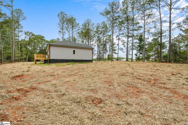 2202 White Street Extension, Anderson, SC 29624