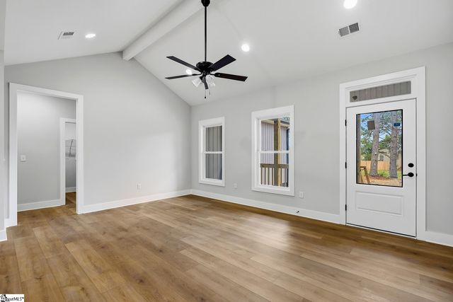 2202 White Street Extension, Anderson, SC 29624