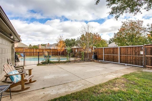 1048 Village Parkway, Coppell, TX 75019