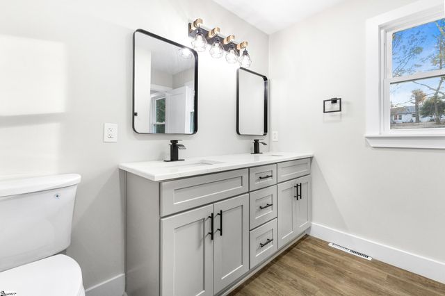 19 Velma Drive, Taylors, SC 29687