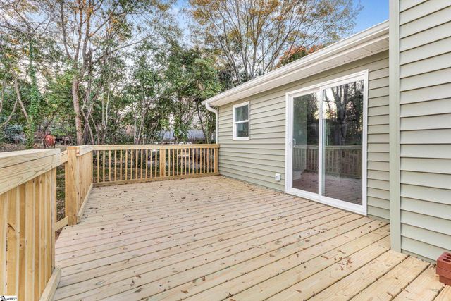 19 Velma Drive, Taylors, SC 29687